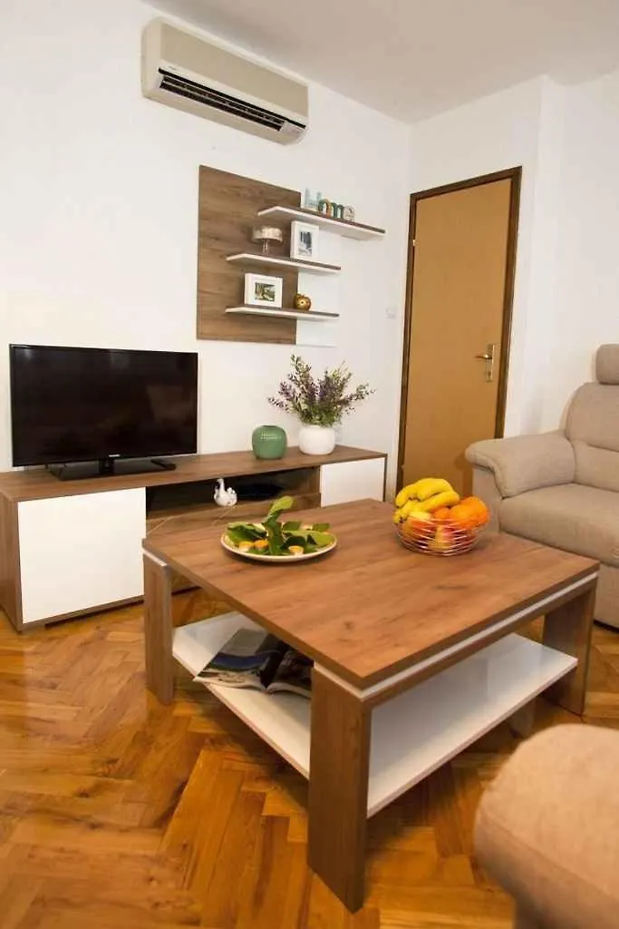 Apartment In Vrbnik - Insel Krk 36848