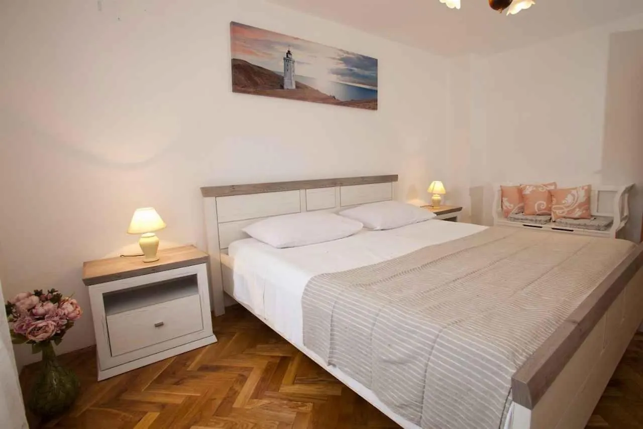Apartment In Vrbnik - Insel Krk 36848 Croatie