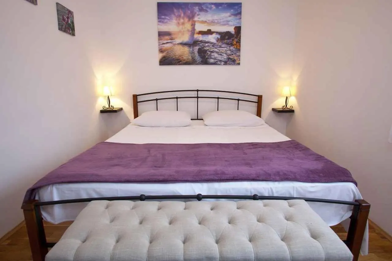 Apartment In Vrbnik - Insel Krk 36848 Croatia