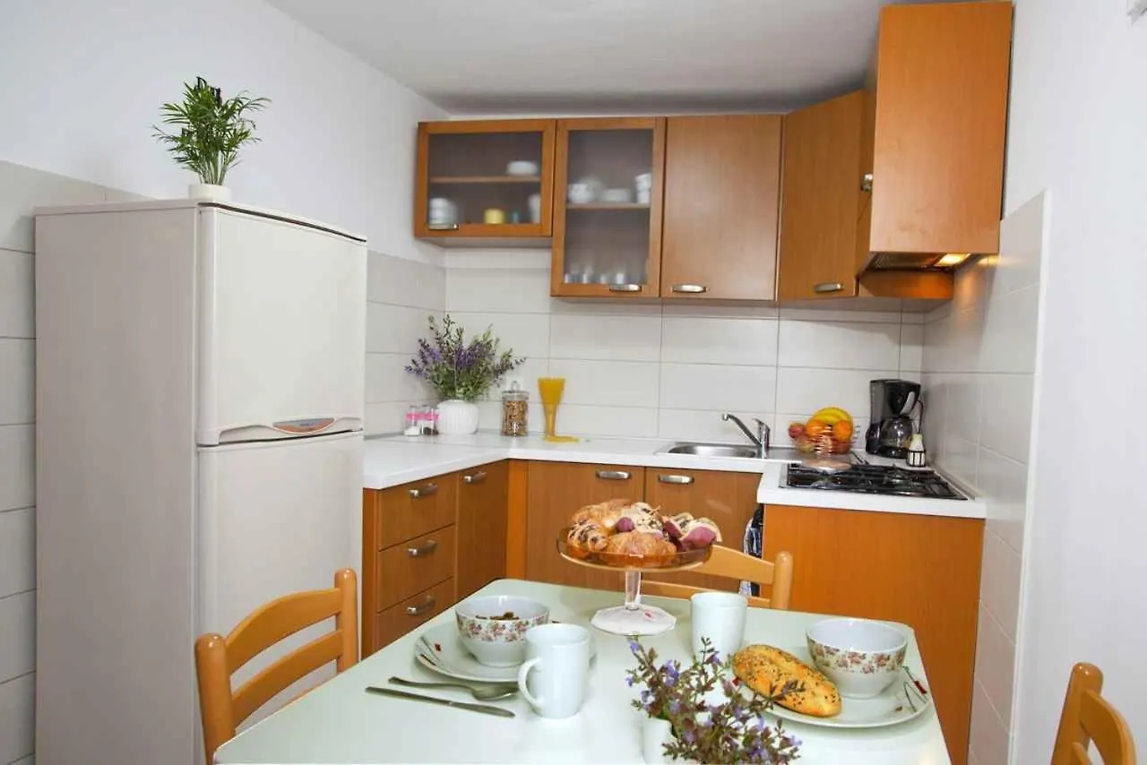Apartment In Vrbnik - Insel Krk 36848
