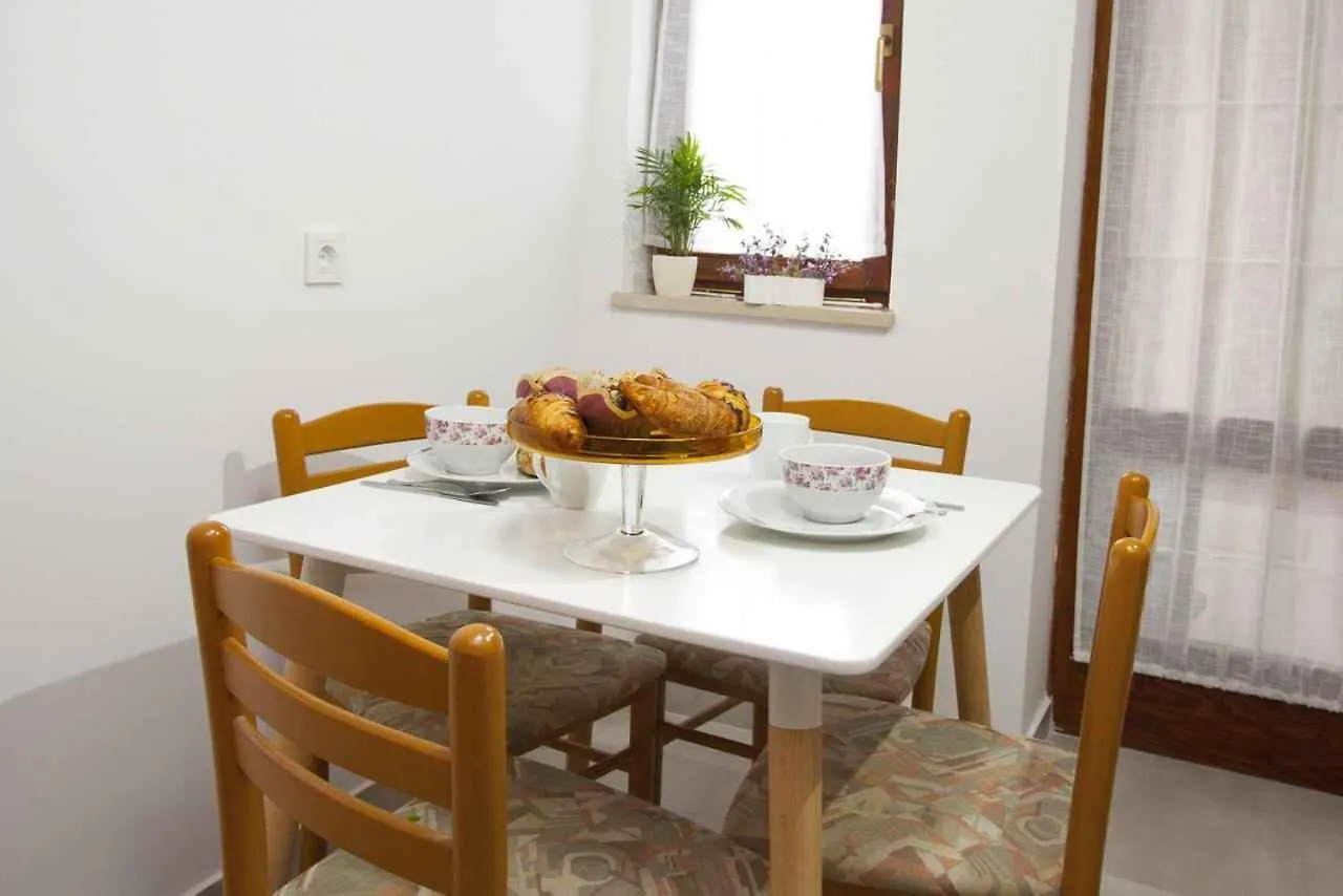 Apartment In Vrbnik - Insel Krk 36848