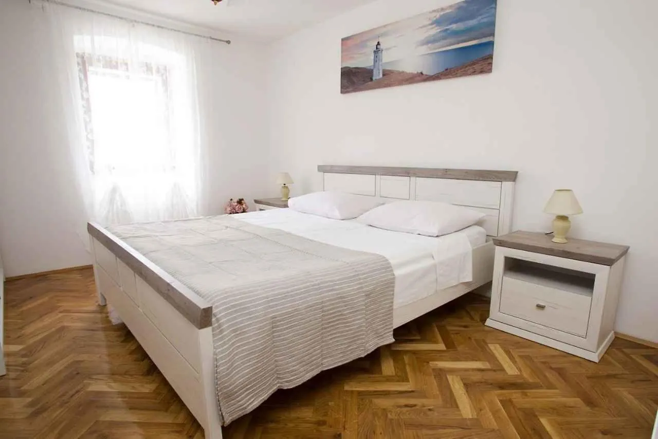 Apartment In Vrbnik - Insel Krk 36848